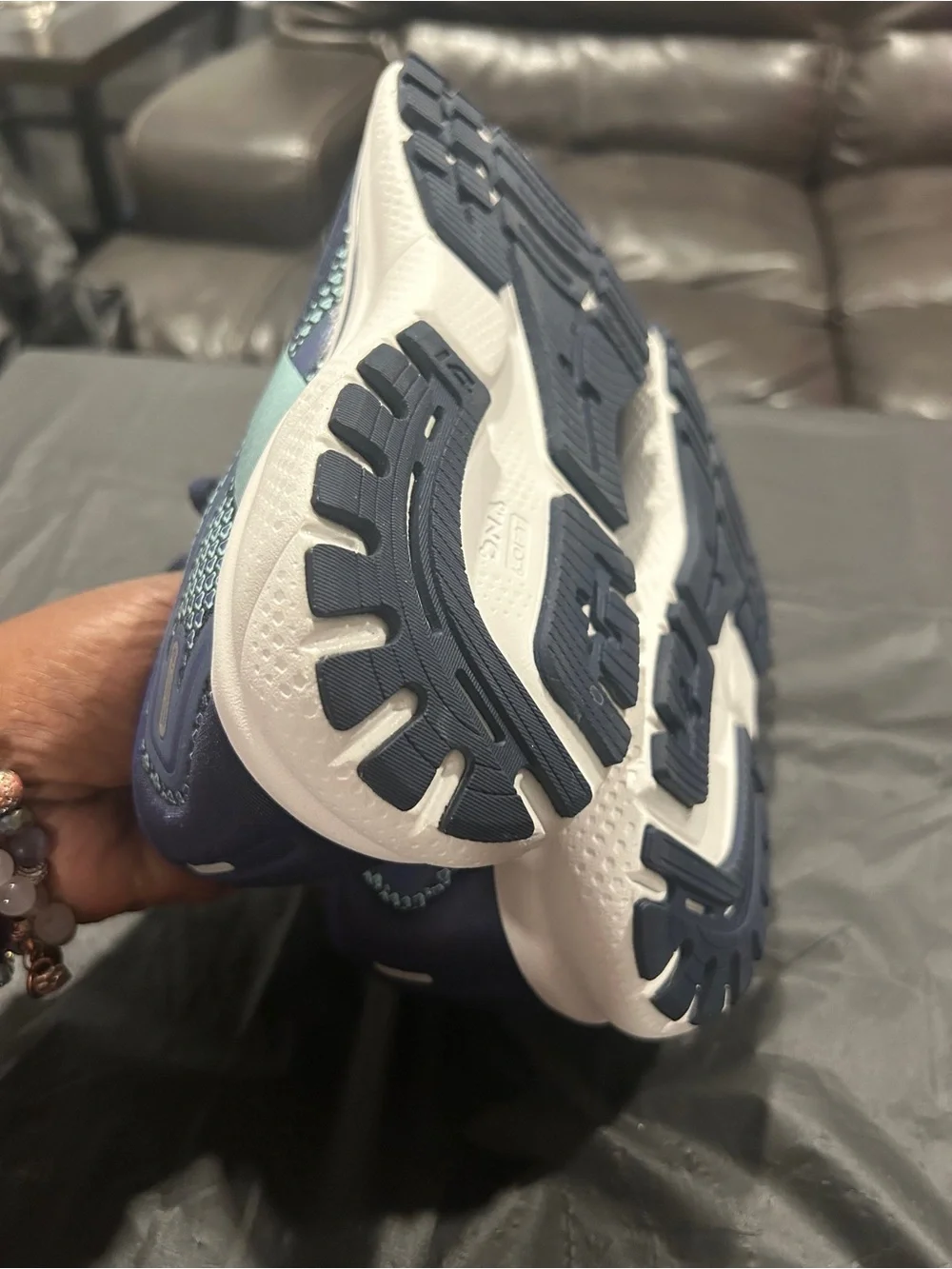 Brooks Ghost Women's Running Shoes - Navy with Mint Trim